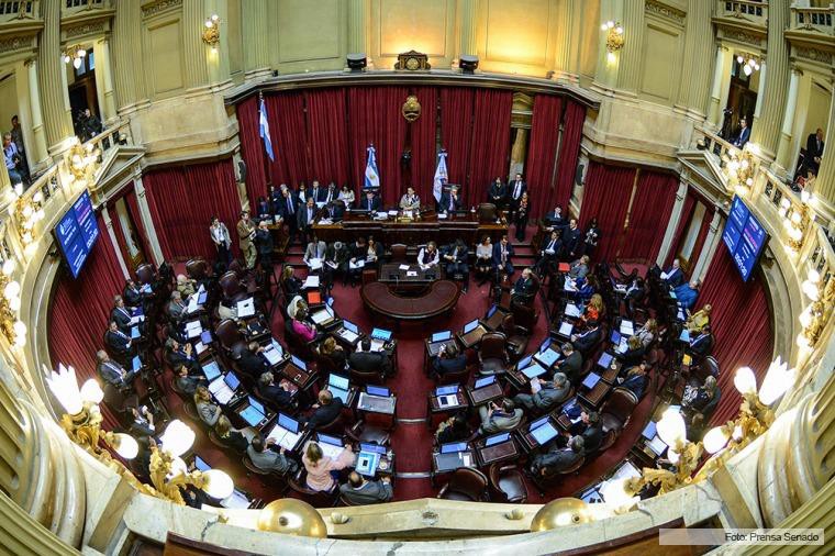 Senado: comenzó el debate sobre el pago a jubilados y el blanqueo de capitales | Información General