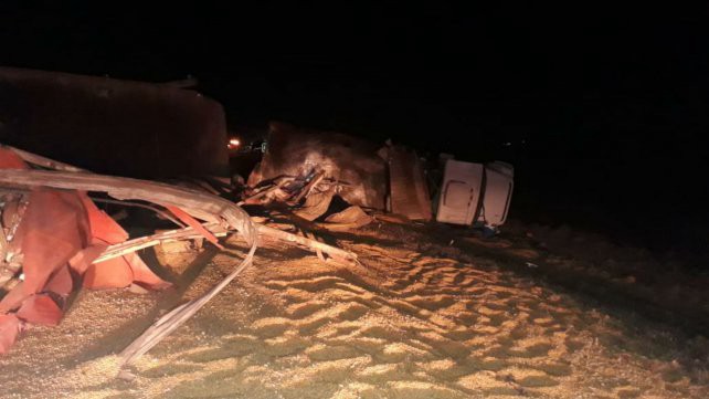 Ruta 33: un muerto y un herido en un choque de camiones | Información General