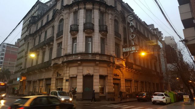 Cayó un ascensor con nueve personas en el hotel Savoy | Información General
