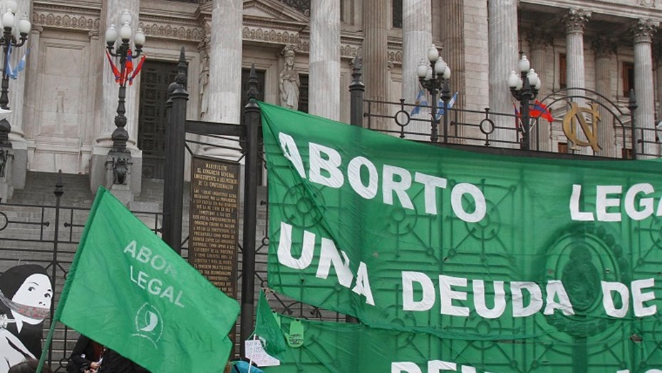 Diputados y 350 ONGs presentaron un proyecto de ley de Aborto Legal | Información General