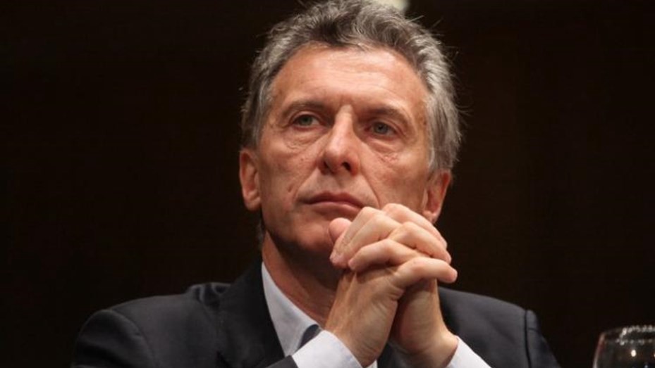 Un informe de la UIF señala a Macri como miembro del directorio de una off shore | Información General