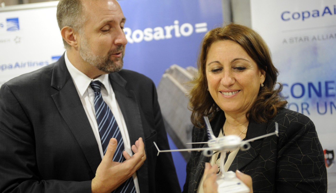 Rosario tendrá vuelos diarios a Panamá | Información General