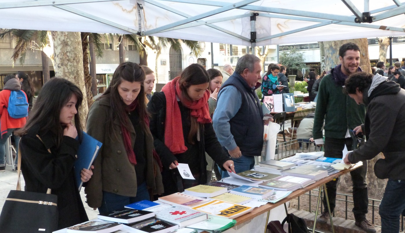 Feria de Editoriales Independientes y Libreros de Viejo en la Pringles | Información General