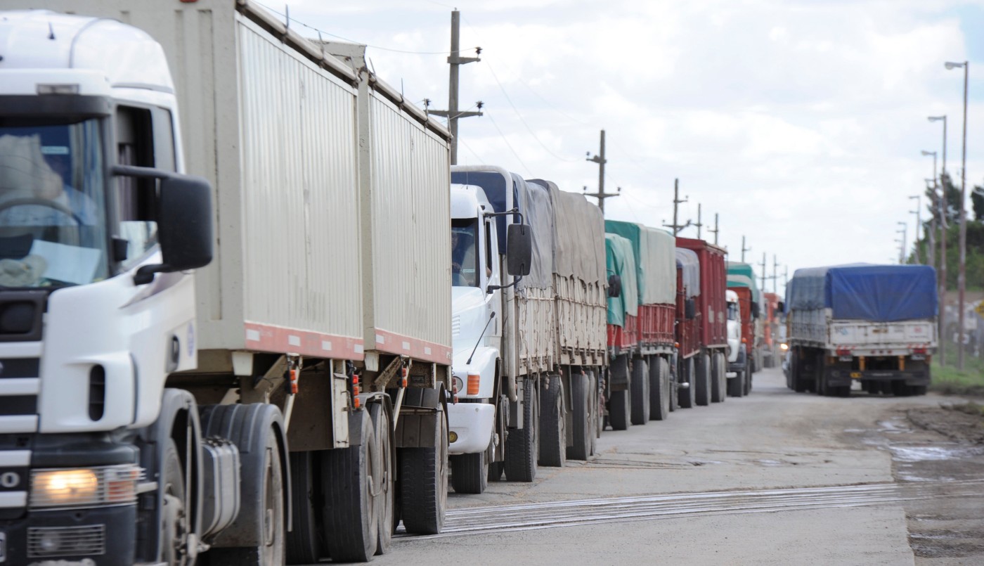 Se levantó el paro de las empresas transportistas de carga iniciado el lunes | Información General
