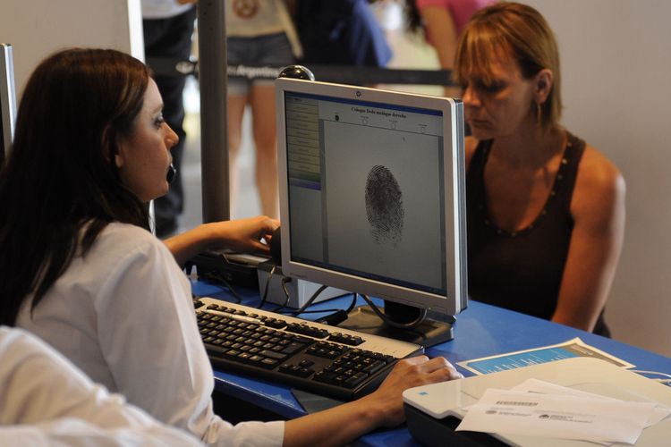 Nueva prórroga: se extiende hasta marzo de 2017 el plazo para renovar el DNI | Información General