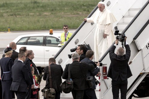 El Papa llegó a Polonia y dijo que "el mundo está en guerra" | Información General