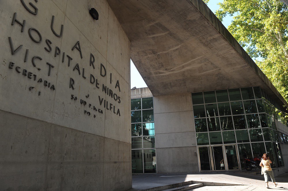 Balearon en las piernas a dos cuidacoches de 13 y 15 años | Información General