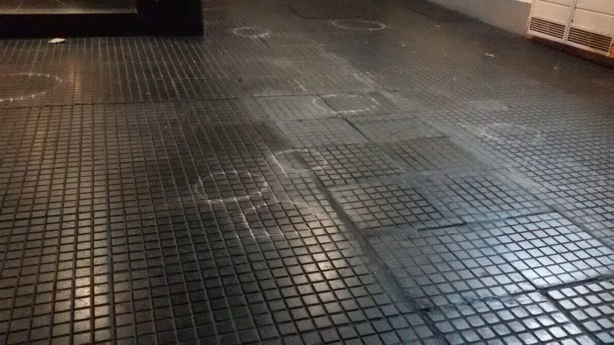 Atacaron a balazos el frente del edificio donde vive un directivo de Newell's | Información General