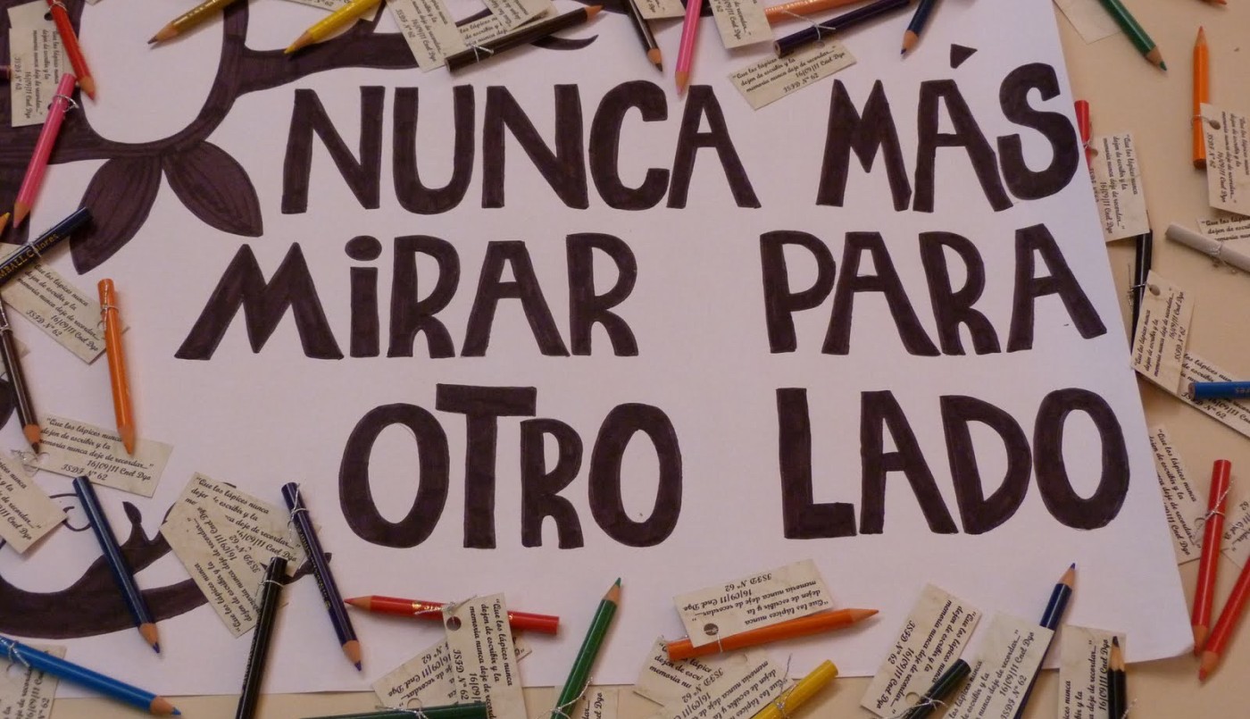 Estudiantes marchan por la Noche de los Lápices | Información General