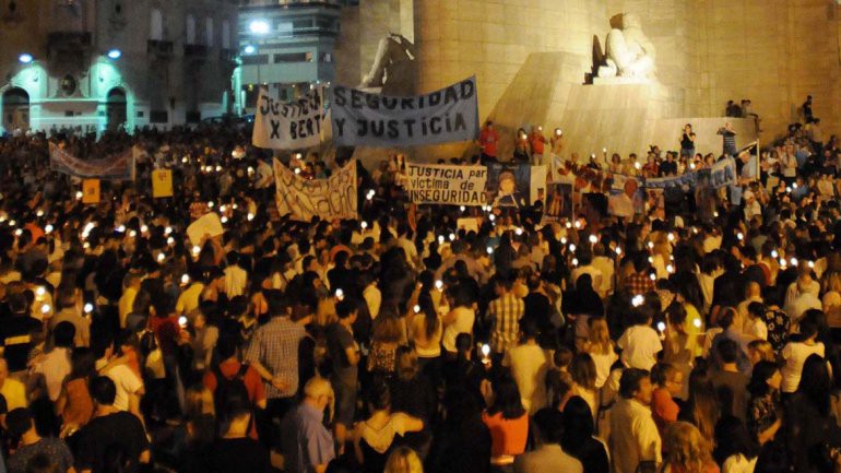 Ciudadanos autoconvocados volverán a marchar hoy en reclamo de justicia y seguridad | Información General