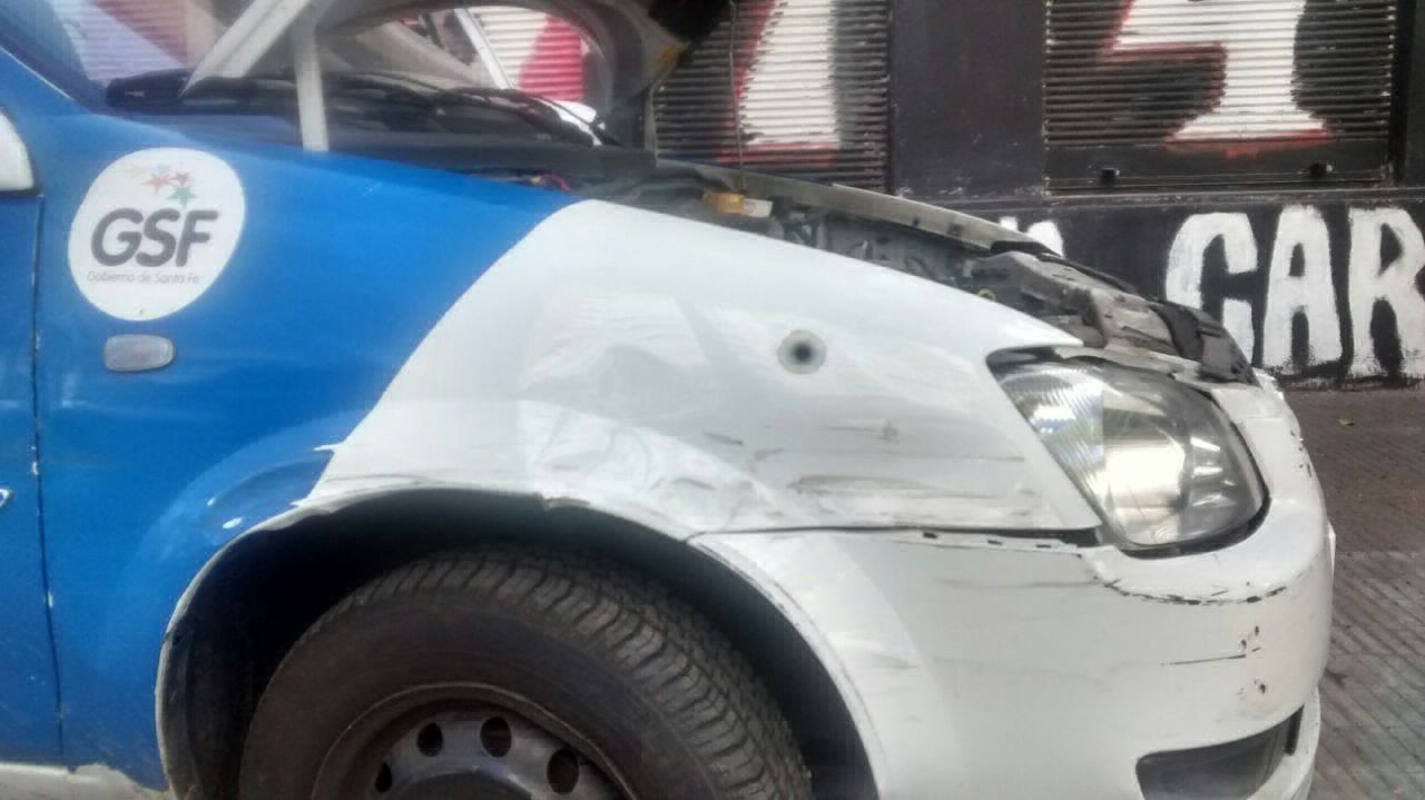 Atacaron a balazos el edificio donde vive un dirigente de Newell's | Información General