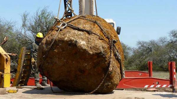 Hallaron en Chaco un meteorito de más de 30 toneladas, el segundo más grande del mundo | Información General