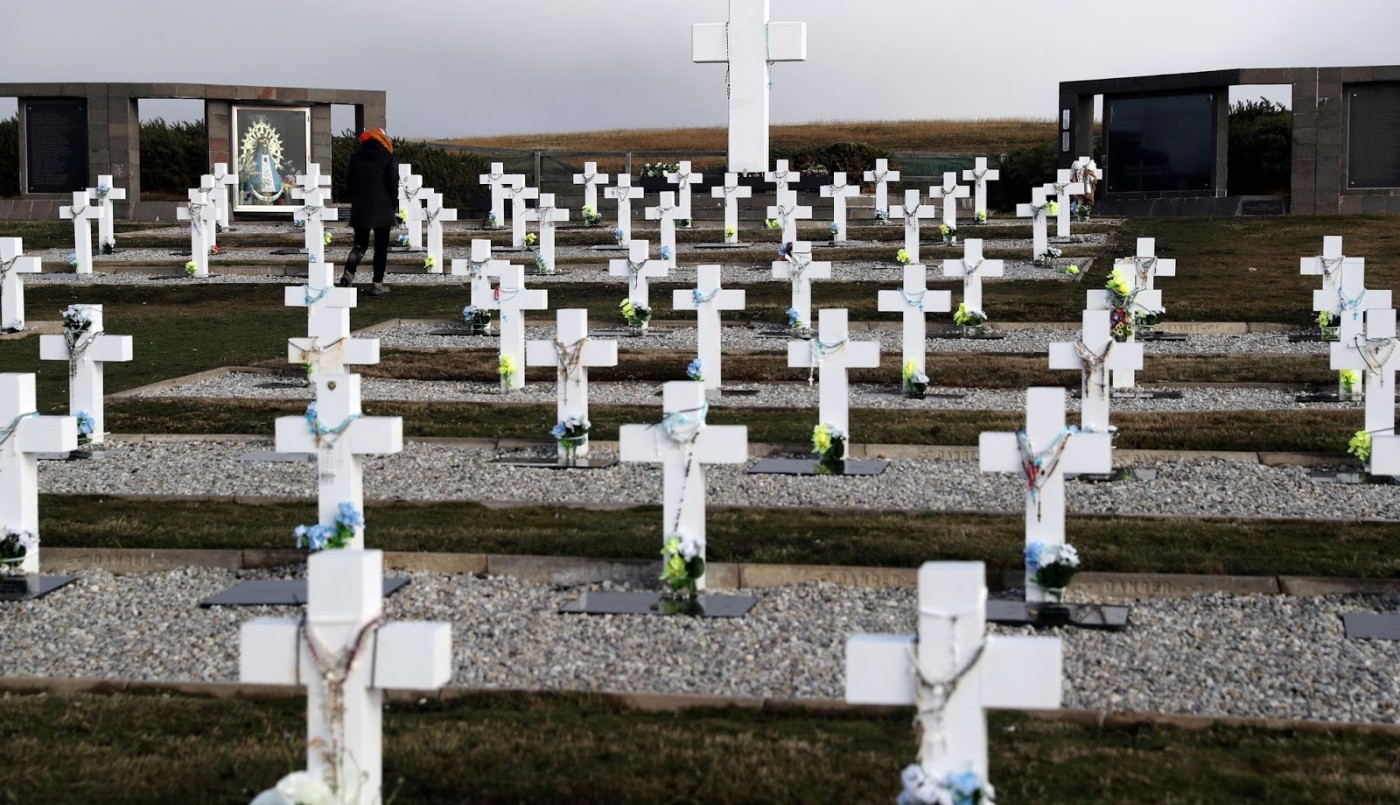 Malvinas: identificaron al soldado argentino número 100 en el Cementerio de Darwin | Información General