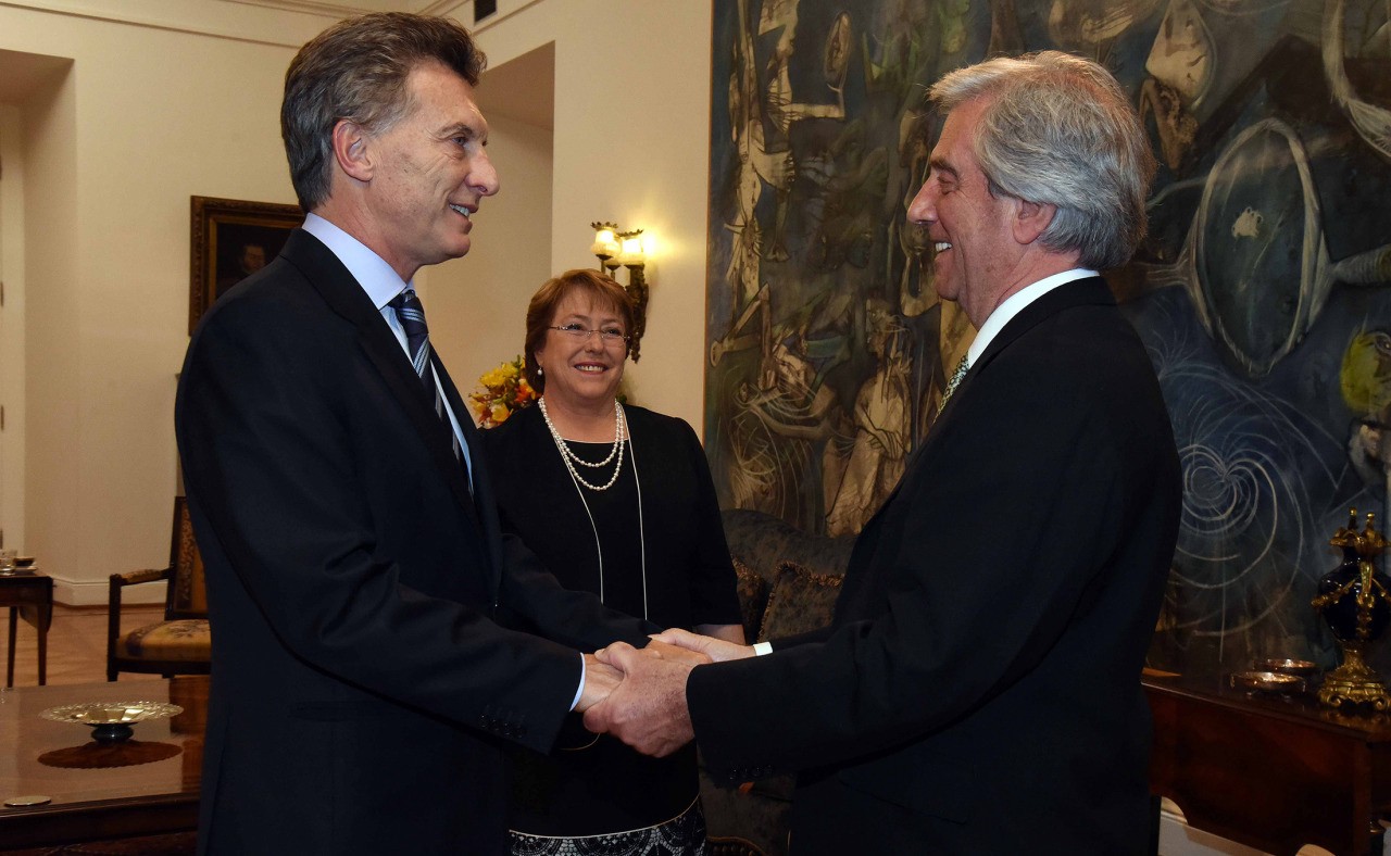 El Presidente recibe a Tabaré Vázquez, con agenda abierta | Información General