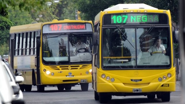 Detuvieron a un hombre que acosó a una chica en un colectivo | Información General