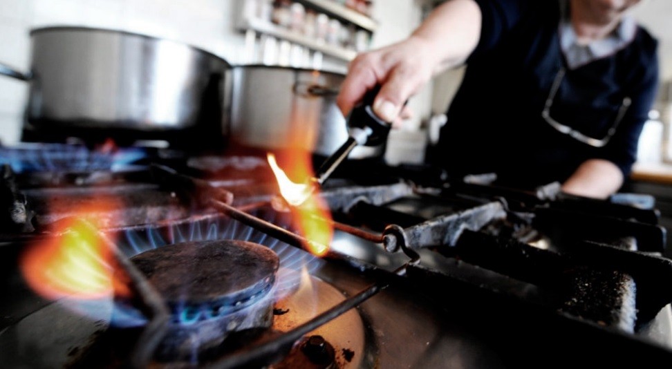 Gas: usuarios deberán pagar un "extra" para compensar a las empresas por la devaluación | Información General