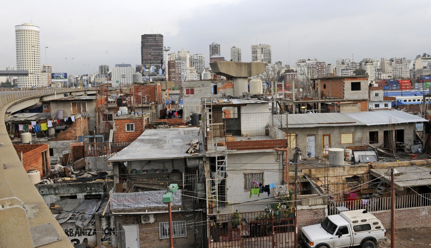 El Senado aprobó la Ley de Regularización de Villas y la modificación en la Ley de Donación de Alimentos | Información General