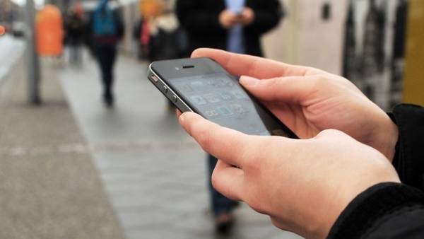 Dan 15 días para que identifiquen a todos los usuarios de celulares del país | Información General