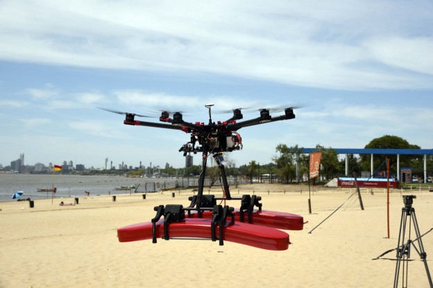 Rosario presentó un innovador drone guardavidas, para el monitoreo y rescate en el río | Información General