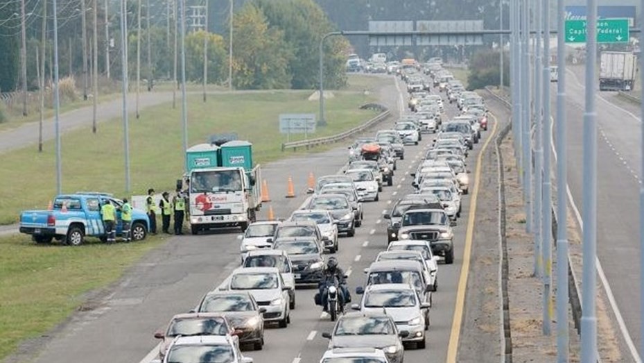 Intenso tránsito hacia la costa bonaerense | Información General