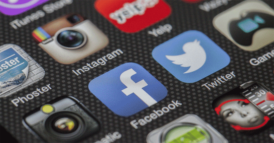 Buscan crear la Defensoría Pública en Redes Sociales | Información General