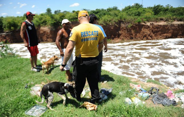 Hallaron el cuerpo del joven de 24 años que se había arrojado ayer a las aguas del Saladillo | Información General