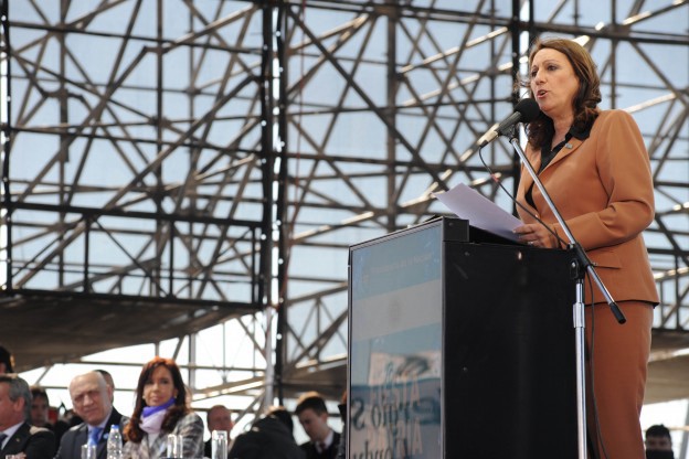 La intendenta remarcó que el Día de la Bandera debe ser inamovible | Información General