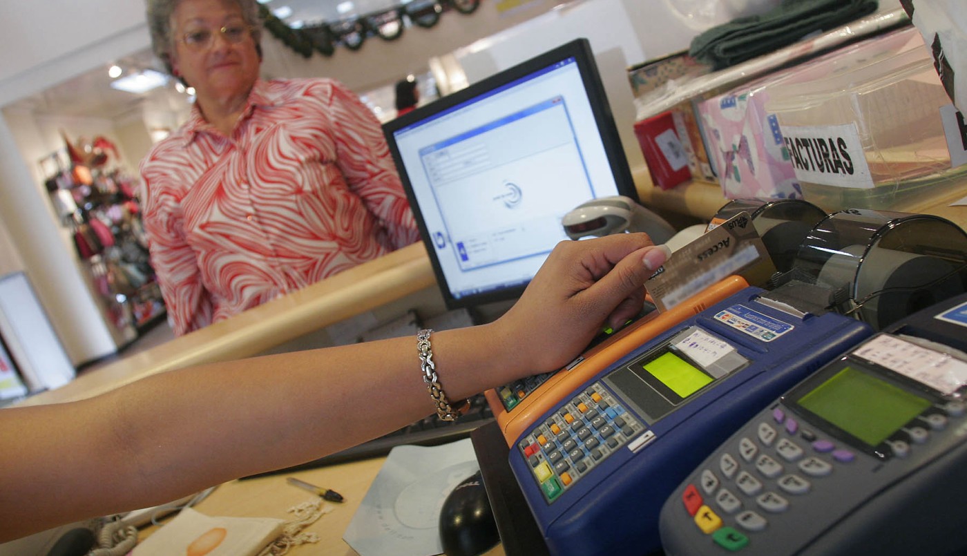 Desde el 1° de febrero los comercios deberán diferenciar los precios al contado y en cuotas | Información General