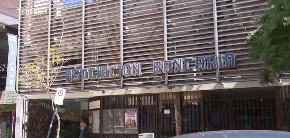 Mañana habrá feriado bancario: los trabajadores del sector celebran su día | Información General