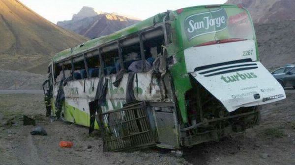 Tragedia en Mendoza: imputan al chofer del micro en el que murieron 19 personas | Información General