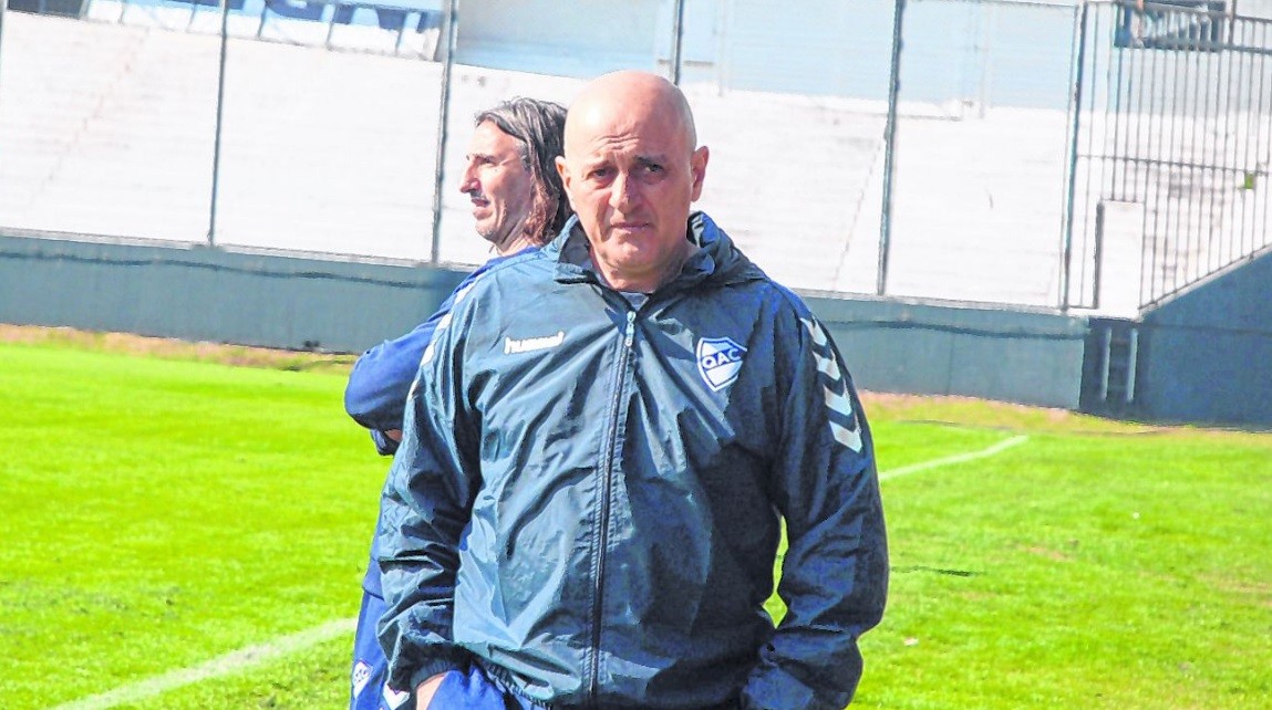 El DT de Quilmes insultó a un periodista y el club lo despidió | Deportes