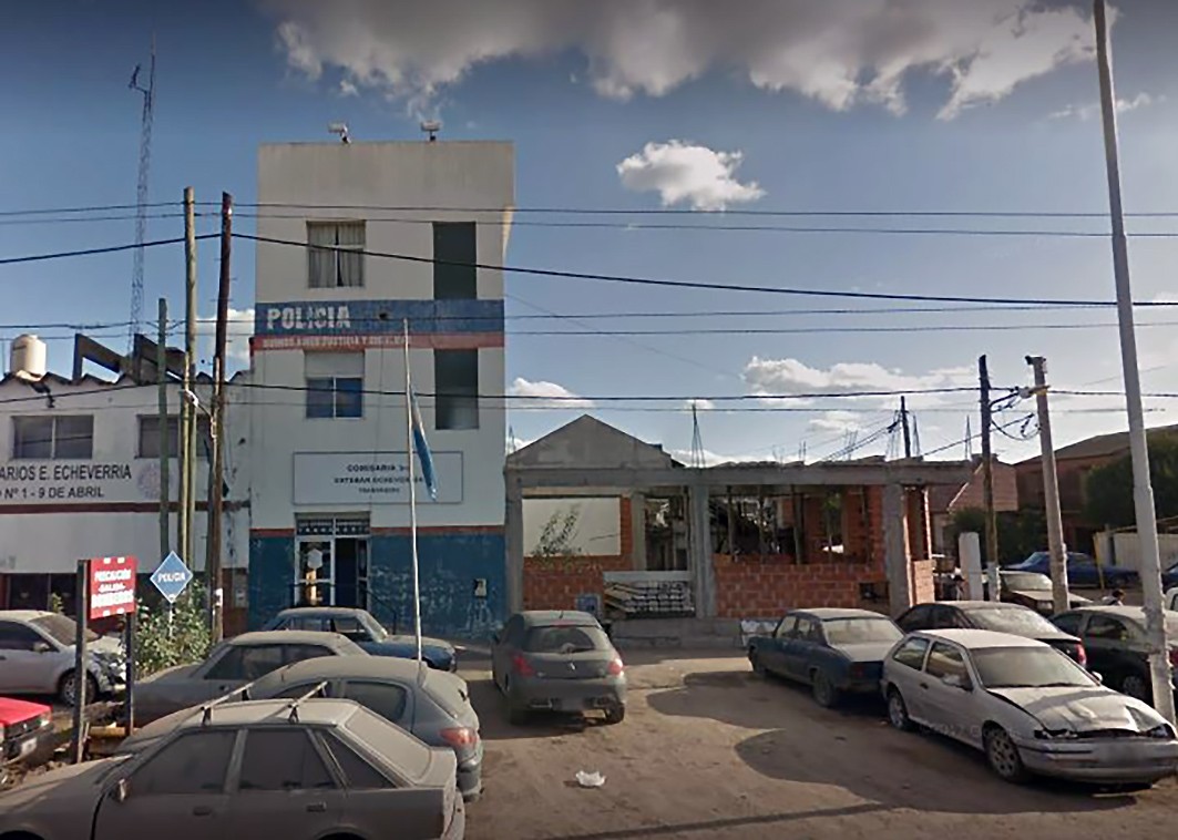 Intento de fuga e incendio en una comisaría de Esteban Echeverría: murieron cuatro presos | Información General