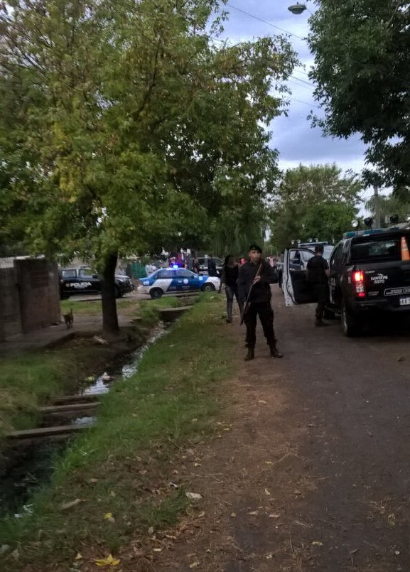 Denuncian un violento operativo policial en el barrio Toba de zona oeste | Información General