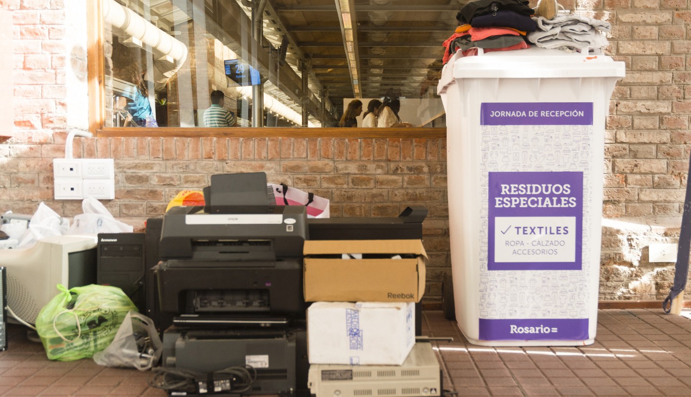 Este viernes recibirán residuos especiales en todos los centros municipales de distrito | Información General