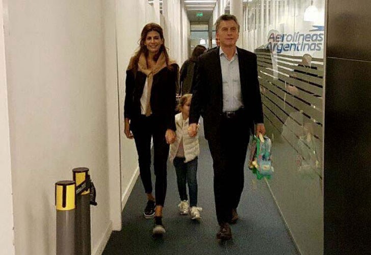 El Presidente comienza su gira internacional por Emiratos Árabes, China y Japón | Información General