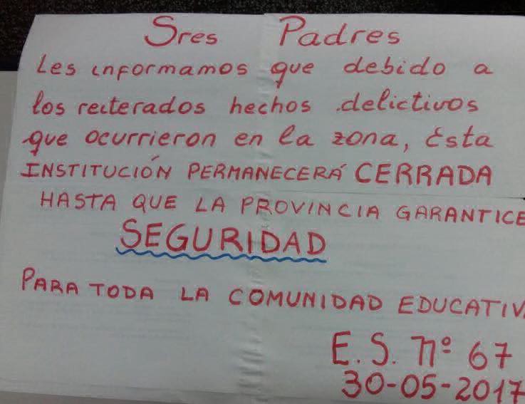 Cierran siete escuelas de Lomas de Zamora por una ola de robos | Información General