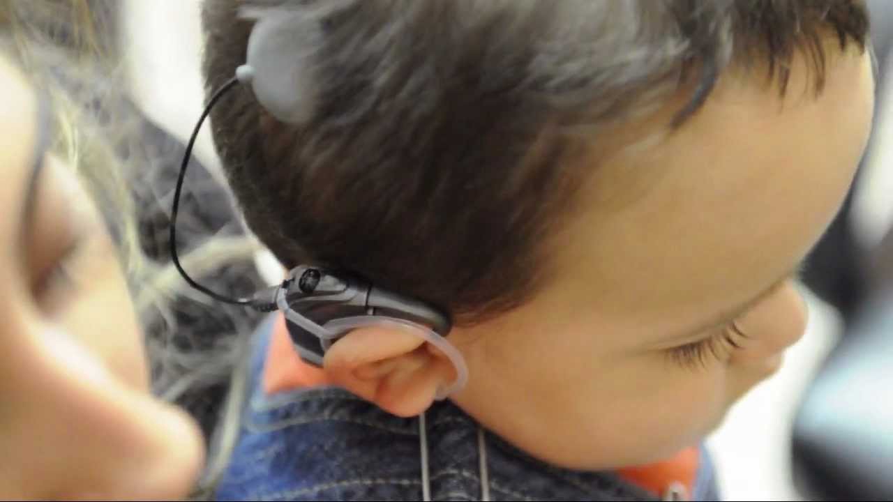 Buscan el implante coclear de una nena de 3 años extraviado en la zona de San Luis y Mitre | Información General