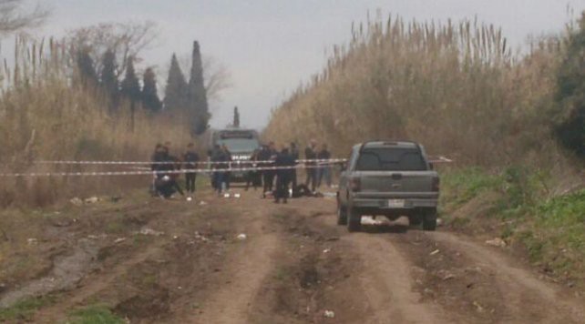Asesinaron a una travesti en un camino rural de Pérez | Información General