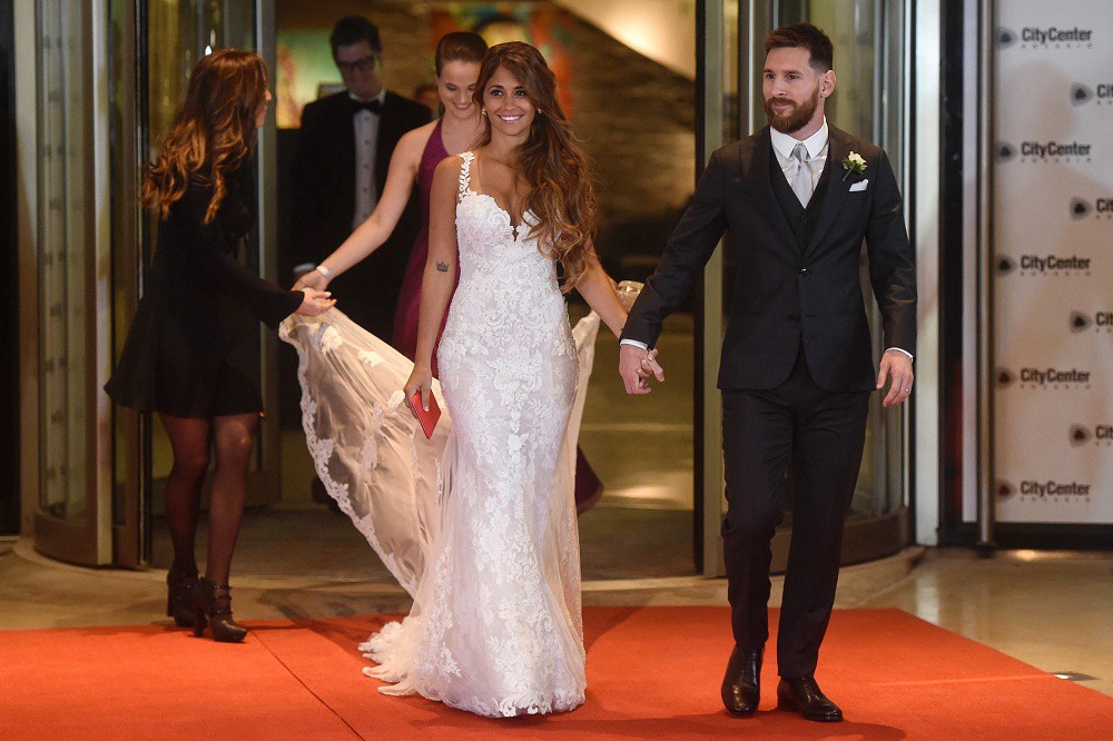 ¿Sabor a poco? A un mes de la boda Messi-Roccuzzo, la ONG Techo recaudó en donaciones el valor de 10 viviendas | Información General
