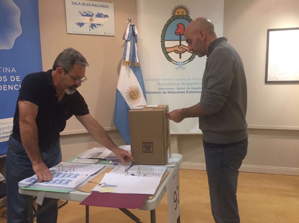 Elecciones en el exterior: más de 360 mil argentinos habilitados para votar | Información General