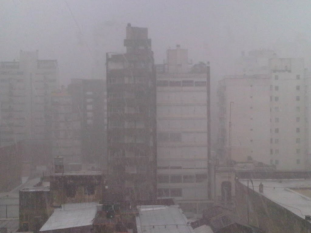 El centro del país se encuentra bajo alerta por abundantes lluvias | Información General