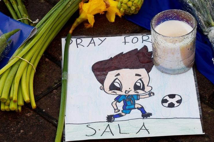 Hallaron dos butacas e investigan si son del avión en el viajaba Emiliano Sala | Deportes