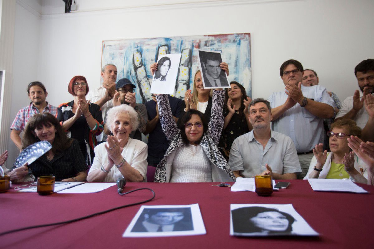 Abuelas anunció la restitución de la nieta 127: "La buscamos por 40 años; la amamos intensamente" | Información General