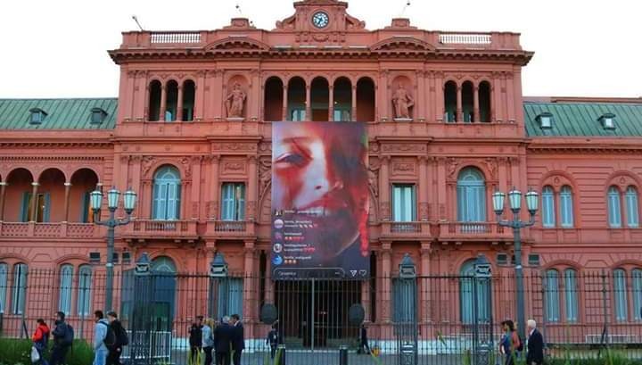 La Casa Rosada exhibe una imagen de Justina Lo Cane en el Día Internacional del Trasplante de Órganos | Información General