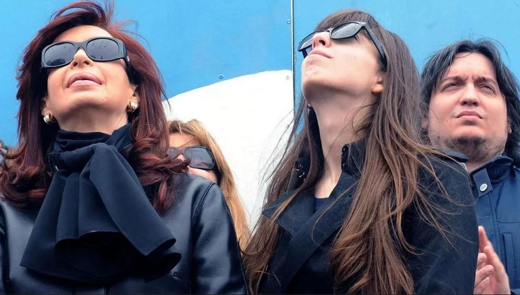 Cristina Kirchner y sus hijos, a juicio oral por Hotesur | Información General