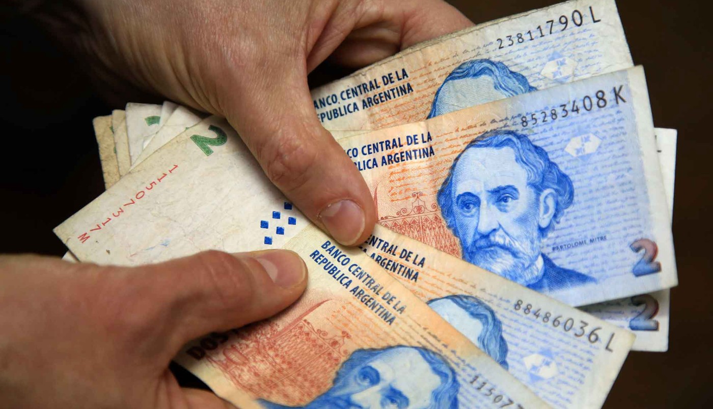 El Banco Central extendió hasta el 31 de mayo el plazo para cambiar los billetes de 2 pesos | Información General