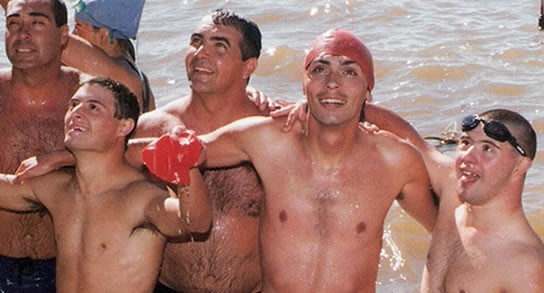 Distinguen a "Los Tiburones del Paraná" en el Congreso Nacional | Información General