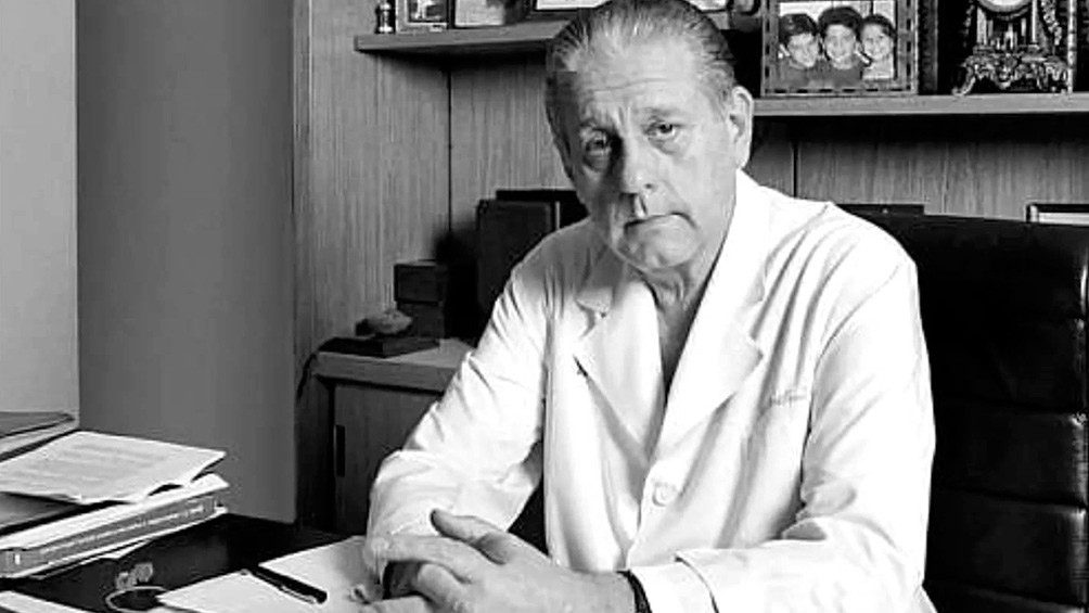 Se celebra el Día Nacional de la Medicina Social, en homenaje al doctor Favaloro | Información General