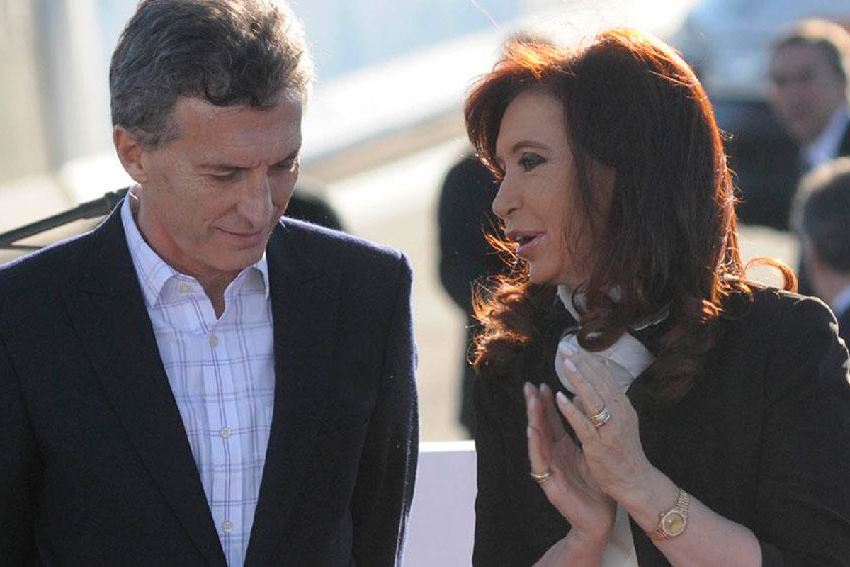 El Gobierno anticipó que convocará a Cristina Kirchner para dialogar el acuerdo político | Información General