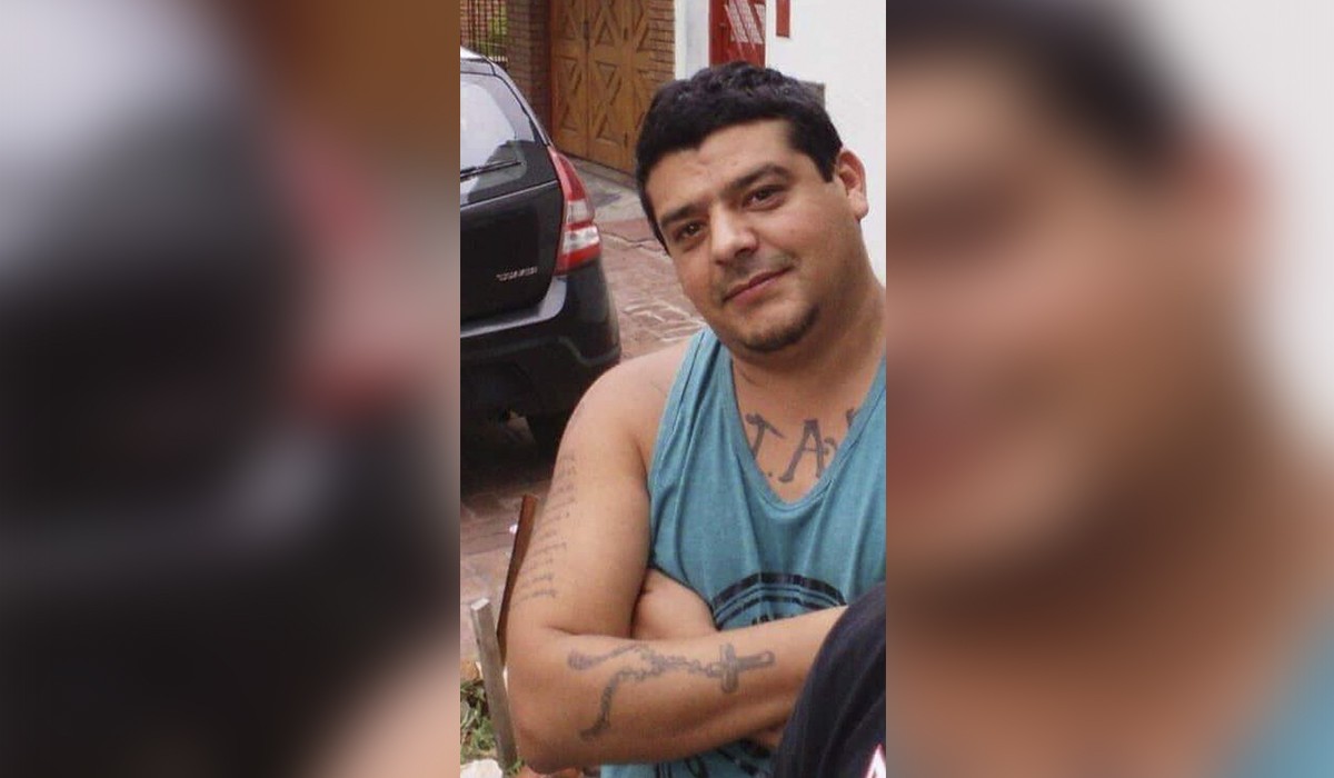 Ofrecen recompensa para encontrar a un hombre condenado por abusar sexualmente de una niña | Información General